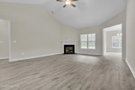 121 Woodford Drive Jacksonville NC 28540