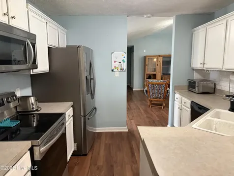 109 Hidden Hollow Drive Richlands NC 28574