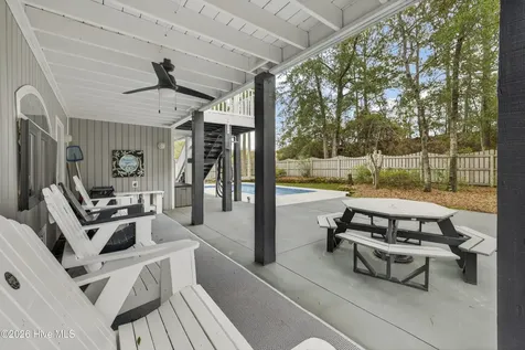 9402 Voyagers Way Wilmington NC 28412