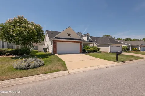 3704 Lena Lane Greenville NC 27834