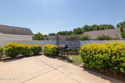 3704 Lena Lane Greenville NC 27834