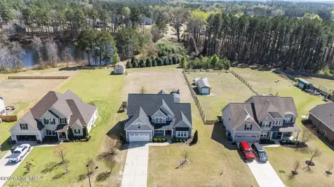 147 Farmhouse Lane Carthage NC 28327