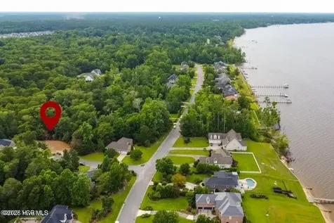 102 Cabot Circle New Bern NC 28560
