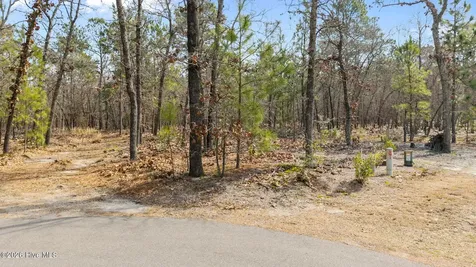 8 Heather Lane Pinehurst NC 28374
