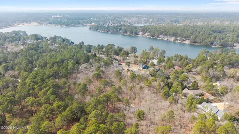 8 Heather Lane Pinehurst NC 28374