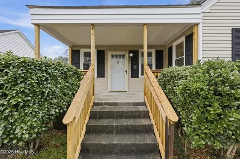 201 Harrell Street Elizabeth City NC 27909