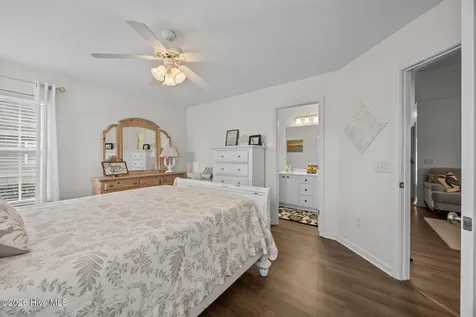4294 Cherry Laurel Drive SE Southport NC 28461