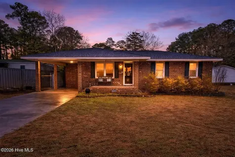 8451 Nc-306 S Arapahoe NC 28510