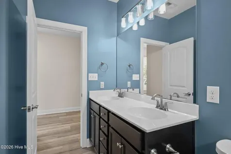 1305 Barnacle Lane Morehead City NC 28557