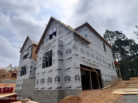 132 Owens Circle West End NC 27376