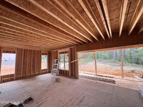 132 Owens Circle West End NC 27376
