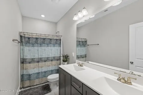 631 Aria Lane Hubert NC 28539