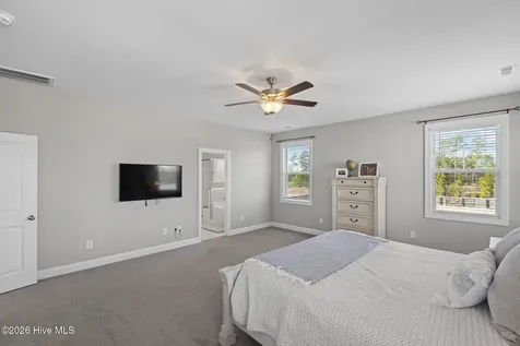 631 Aria Lane Hubert NC 28539