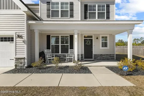 631 Aria Lane Hubert NC 28539