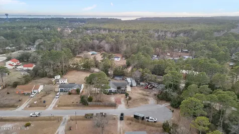 713 James Drive Newport NC 28570