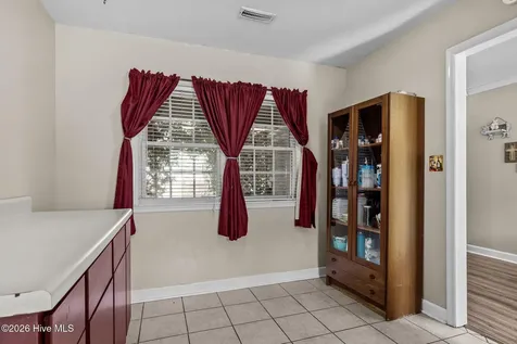 713 James Drive Newport NC 28570