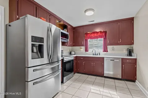 713 James Drive Newport NC 28570