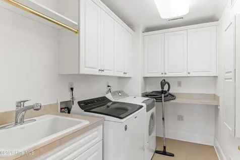 806 Paoli Court Wilmington NC 28409