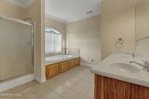240 Drake Landing New Bern NC 28560