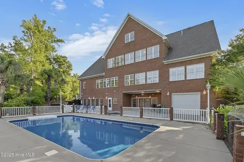240 Drake Landing New Bern NC 28560