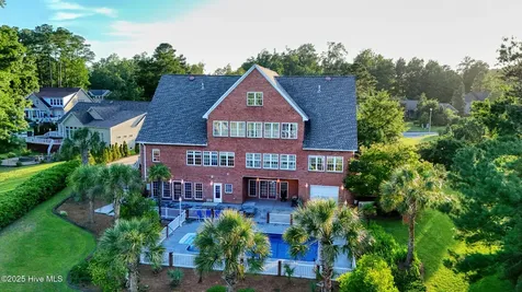 240 Drake Landing New Bern NC 28560