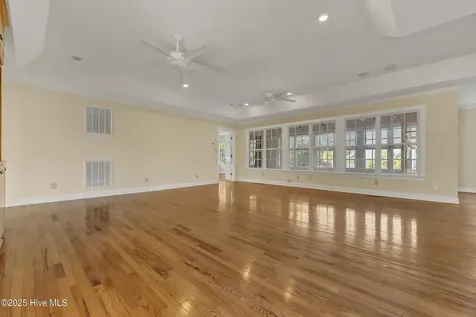 240 Drake Landing New Bern NC 28560