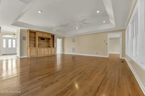 240 Drake Landing New Bern NC 28560