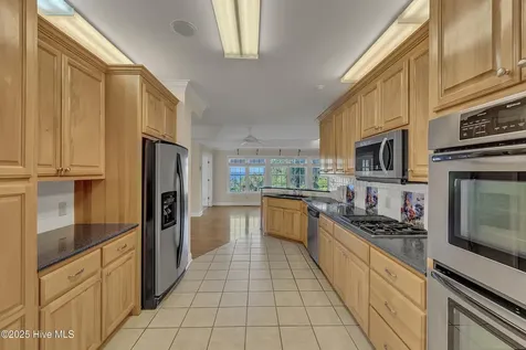 240 Drake Landing New Bern NC 28560