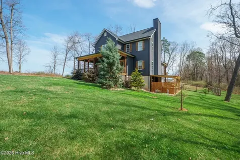 160 Mullis Road Harmony NC 28364