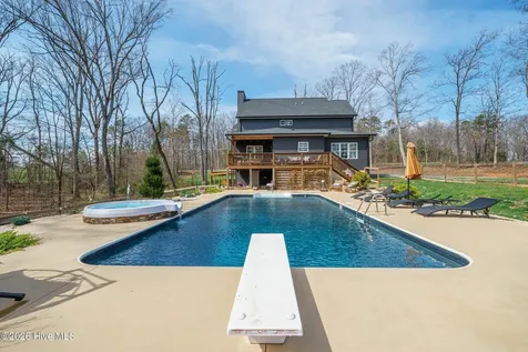 160 Mullis Road Harmony NC 28364