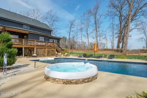 160 Mullis Road Harmony NC 28364