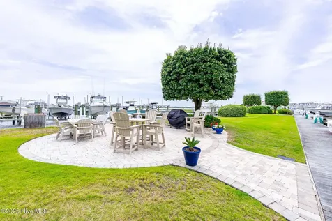 212 Old Causeway Road Beaufort NC 28516