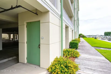 212 Old Causeway Road Beaufort NC 28516