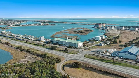 212 Old Causeway Road Beaufort NC 28516