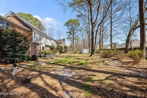705 Kempton Drive Greenville NC 27834