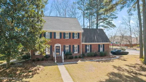705 Kempton Drive Greenville NC 27834