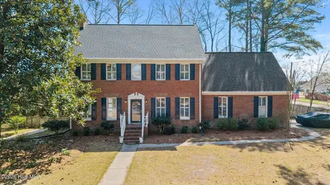 705 Kempton Drive Greenville NC 27834
