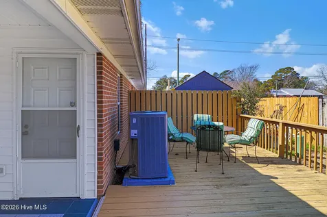 2900 Myrtle Street Morehead City NC 28557