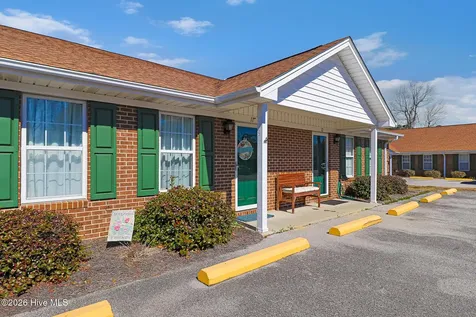 2900 Myrtle Street Morehead City NC 28557