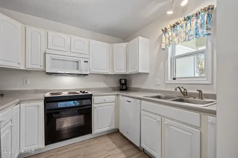 8815 Krystal Court Emerald Isle NC 28594