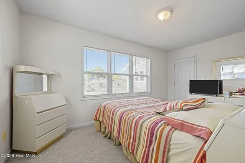 8815 Krystal Court Emerald Isle NC 28594