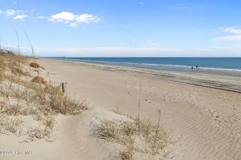 8815 Krystal Court Emerald Isle NC 28594