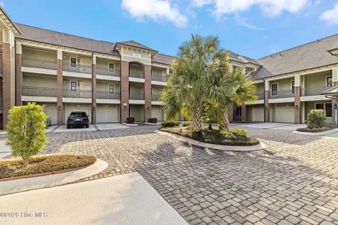 648 Village Park Drive Wilmington NC 28405