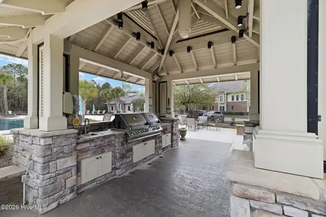 648 Village Park Drive Wilmington NC 28405