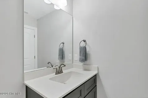 10 Heatherspring Way Spring Lake NC 28390