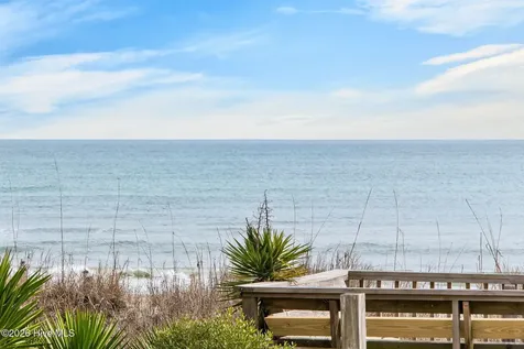 305 W First Street Ocean Isle Beach NC 28469