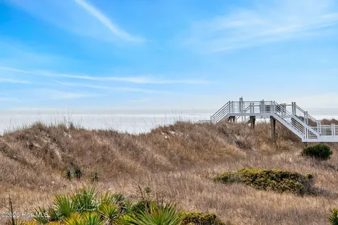 305 W First Street Ocean Isle Beach NC 28469