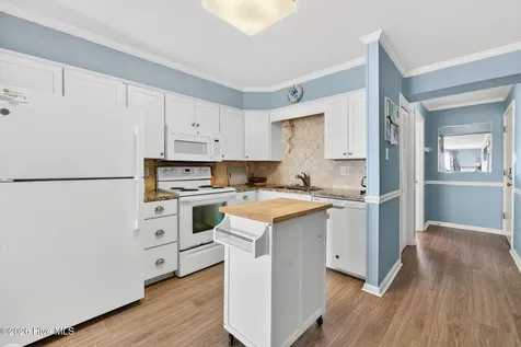 305 W First Street Ocean Isle Beach NC 28469