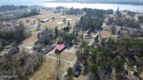 719 Washington Street Belhaven NC 27810