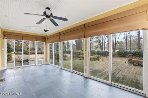 1602 Greenbriar Road Kinston NC 28504